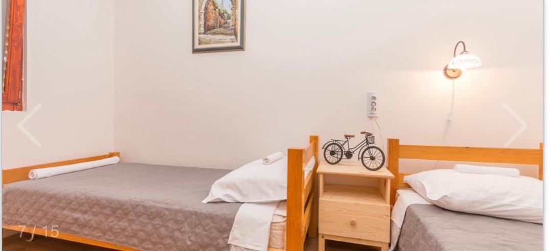 Kuca Za Odmor Villa Sveti Filip i Jakov Exteriör bild